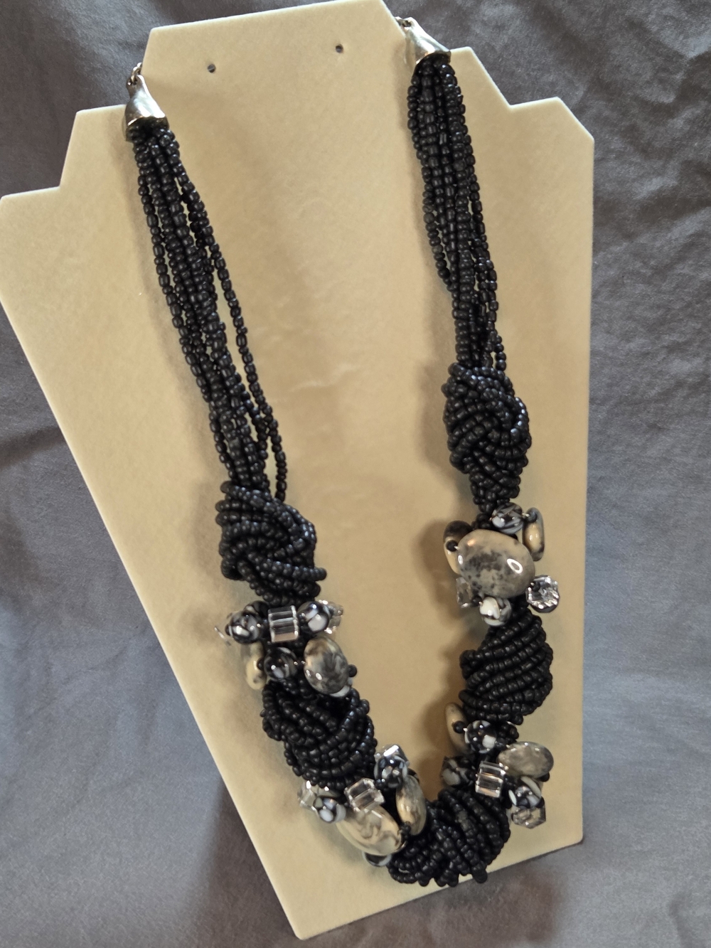 Chicos Signed Chunky Knotted Black Seed Bead Marbled Stone Statement Necklace